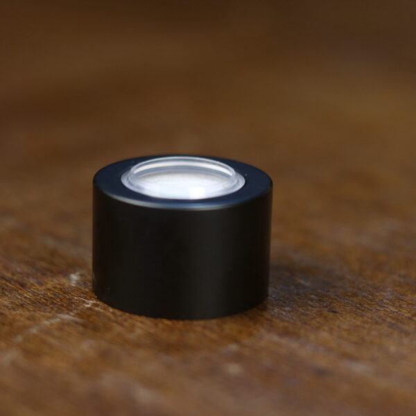 Tampa Com Furo Preta Fosco R28/410